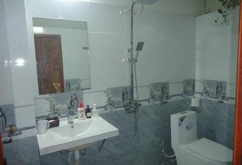 اتاق لوکس با تخت بزرگ, Green Space Homestay