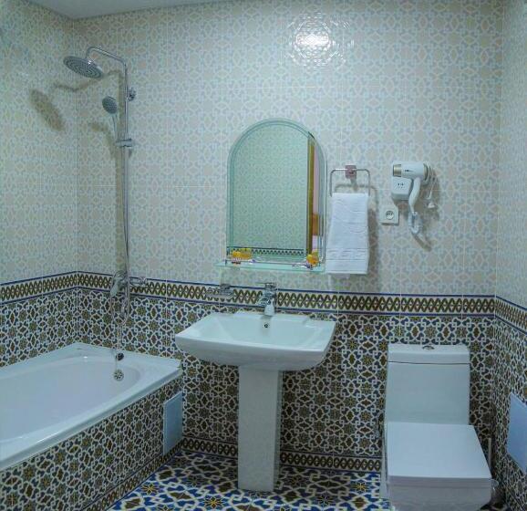 חדר סטנדרט לשלושה, Boutique Hotel Shakh