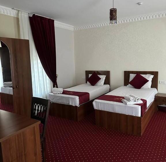 اتاق استاندارد یک نفره, Boutique Hotel Shakh