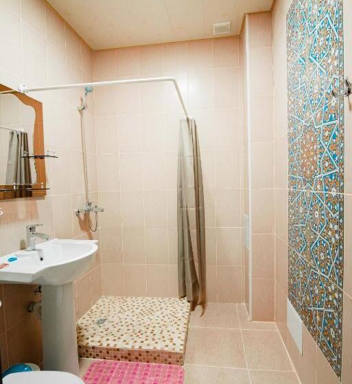 اتاق اکونومی, Boutique Hotel Shakh