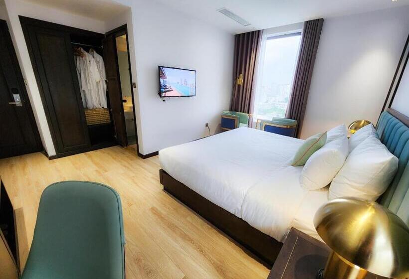 اتاق لوکس با تخت بزرگ, Cordial Grand Hotel My Khe Beach