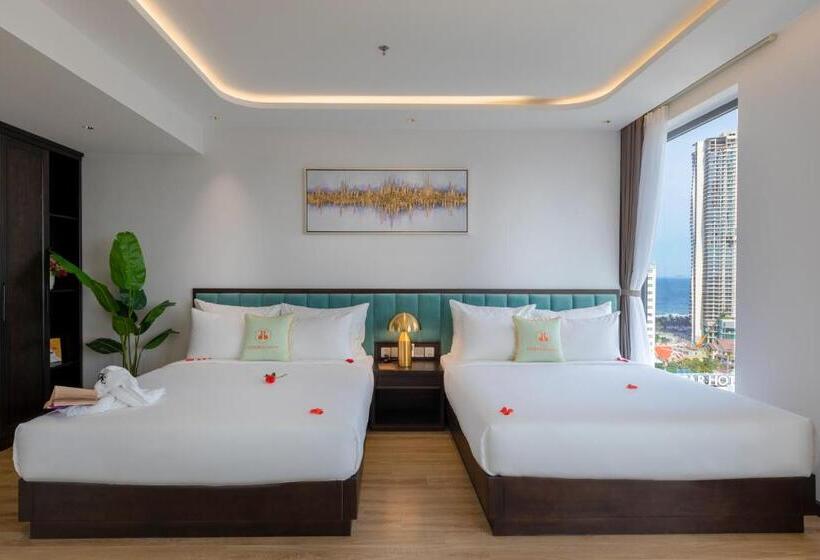 استودیو خانوادگی, Cordial Grand Hotel My Khe Beach