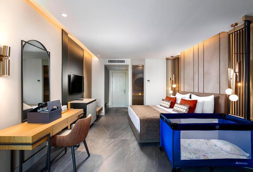 اتاق سوپریور با چشم‌انداز دریا, Calyptus Kirman Premium   Ultra All Inclusive