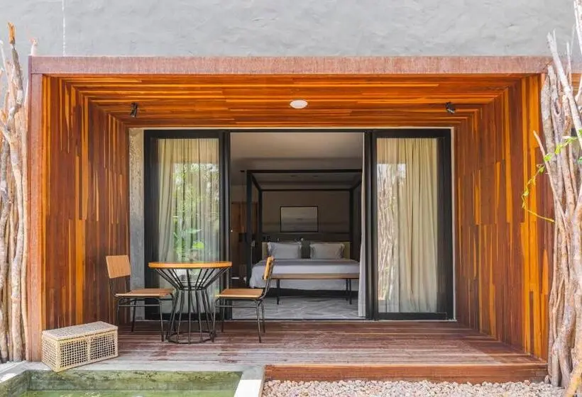 Suite mit Pool, Makena