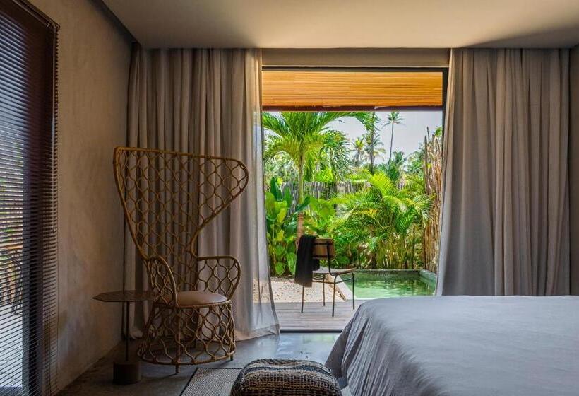 سوییت با استخر, Makena