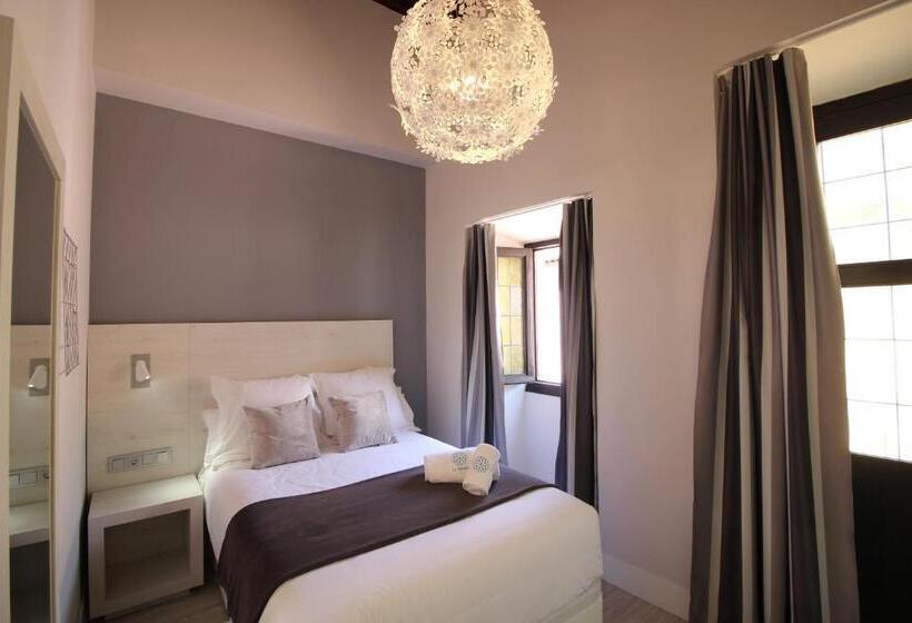 اتاق اکونومی, Palacio La Floresta