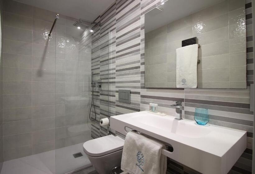 اتاق لوکس, Palacio La Floresta