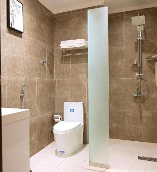 带大床的豪华间, Sela Hotel فندق صلة