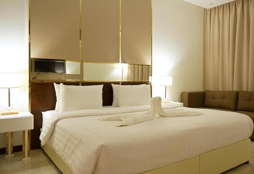 带大床的豪华间, Sela Hotel