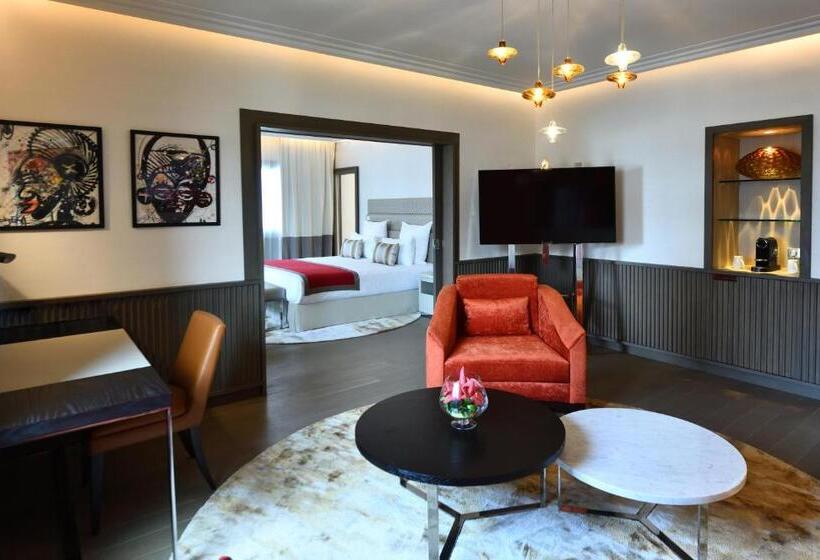 سوئیت اجرایی با تخت کینگ, Mövenpick Hotel Abidjan