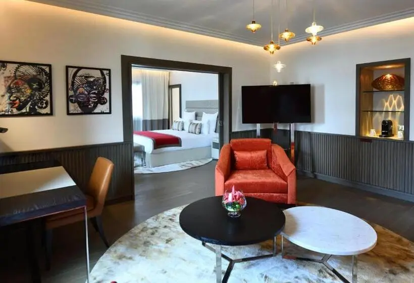 سوئیت اجرایی با تخت کینگ, Mövenpick Hotel Abidjan