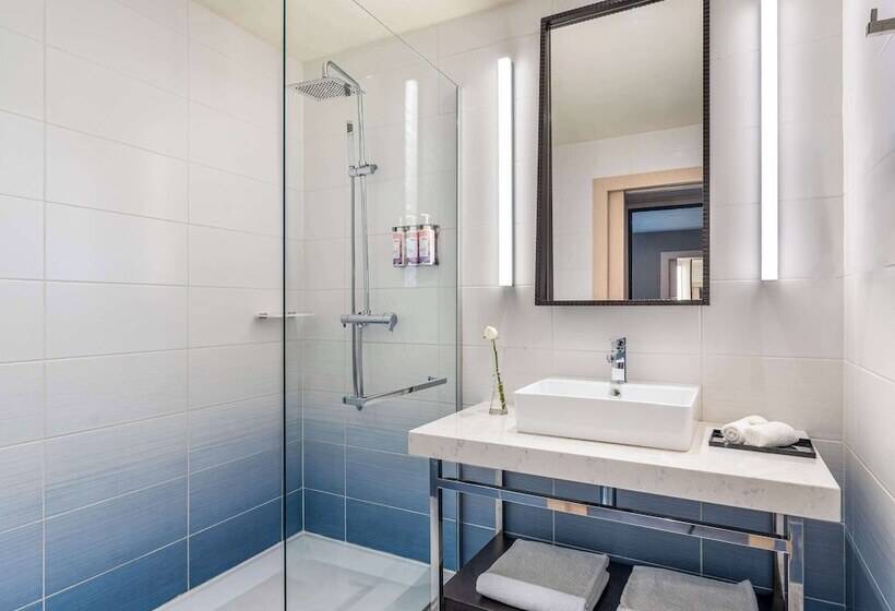 اتاق سوپریور, Mövenpick Hotel Abidjan