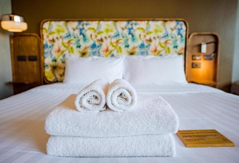 Deluxe Studio, Seamira House Huahin   Sha