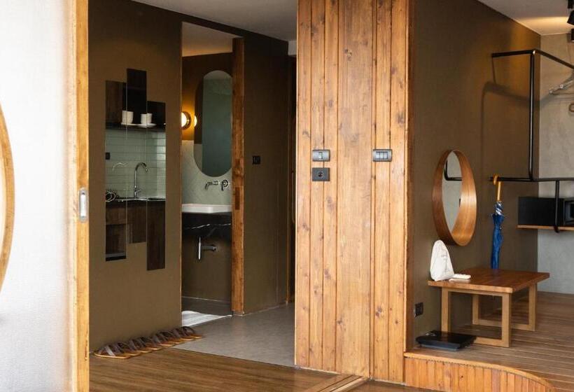 Standard Quadruple Room, Seamira House Huahin   Sha