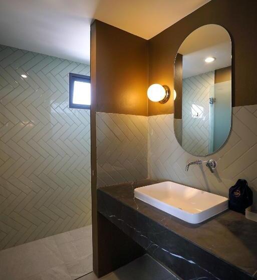 Standard Quadruple Room, Seamira House Huahin   Sha