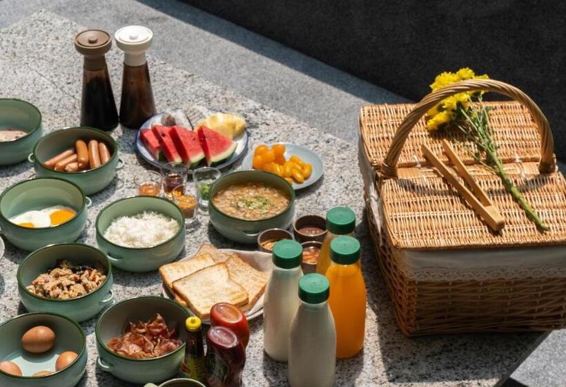 2 Bedroom Villa, Seamira House Huahin   Sha