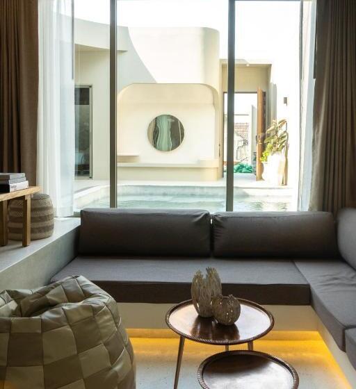 3 Bedroom Villa, Seamira House Huahin   Sha