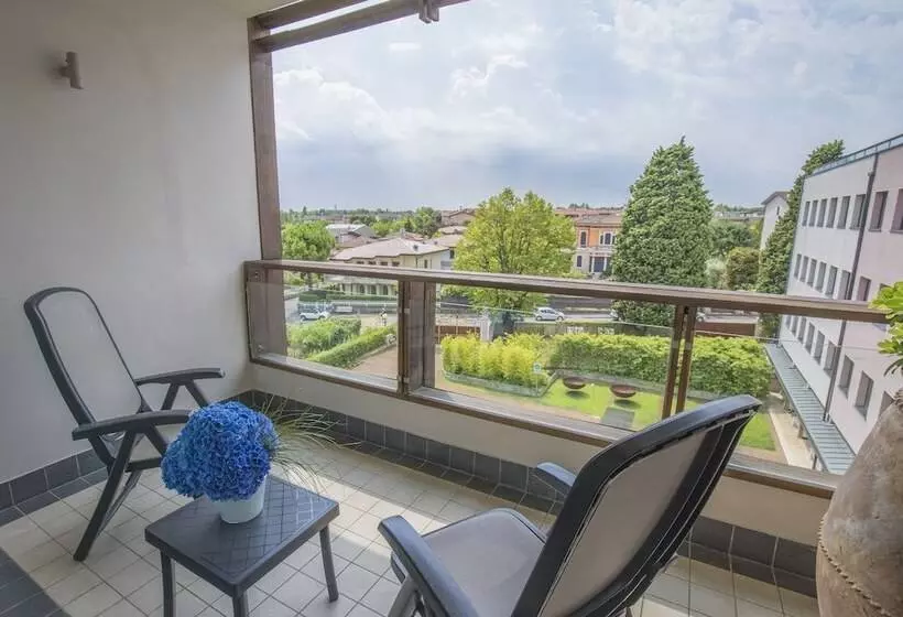 Standard-huone Puutarhanäkymä, Acquaviva Del Garda