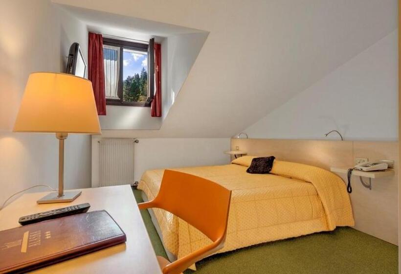 חדר אקונומי, Alaska