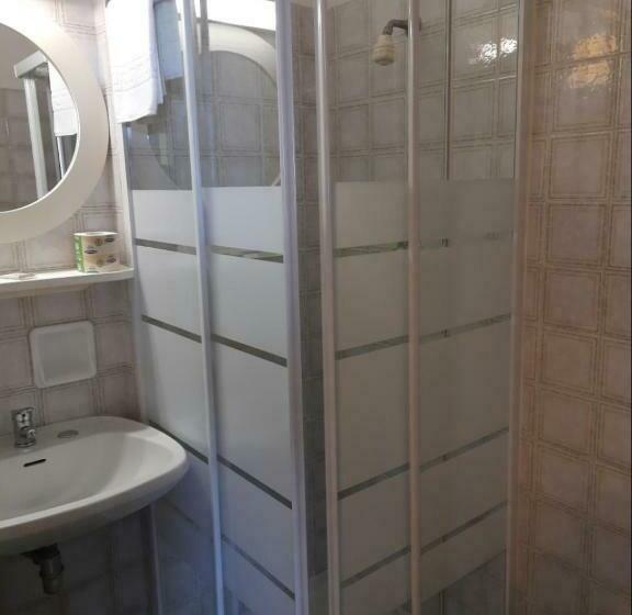 اتاق استاندارد یک نفره, Albergo Italia