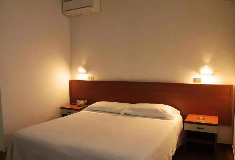 اتاق استاندارد, Albergo Italia