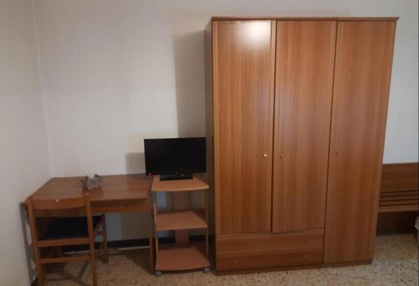 اتاق استاندارد سه نفره, Albergo Italia