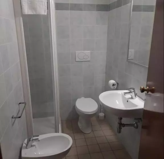 Economy Triple Room, Albergo Italia