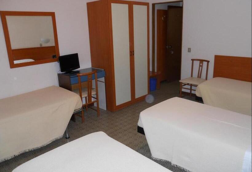 Economy Quadruple Room, Albergo Italia