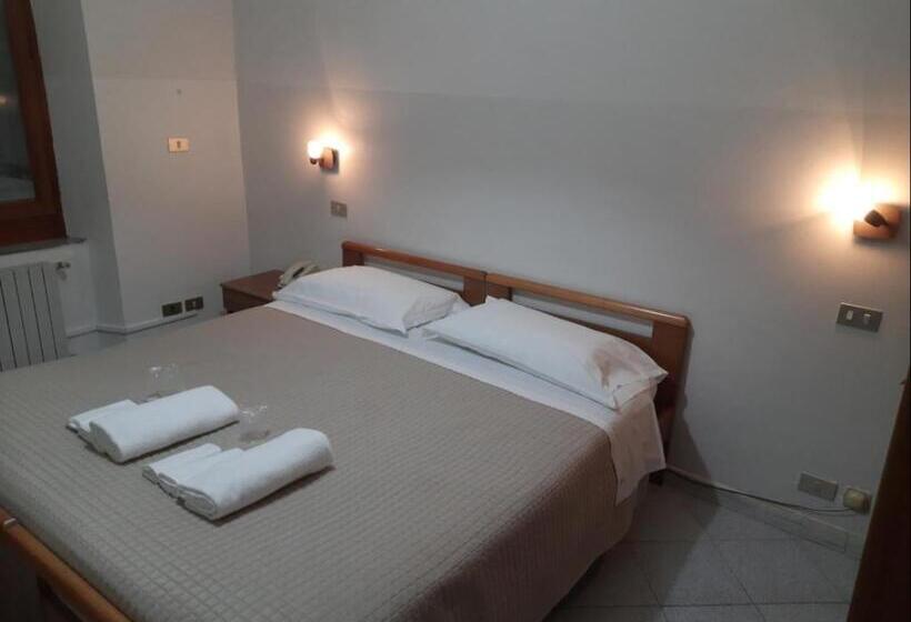 اتاق استاندارد, Albergo Italia