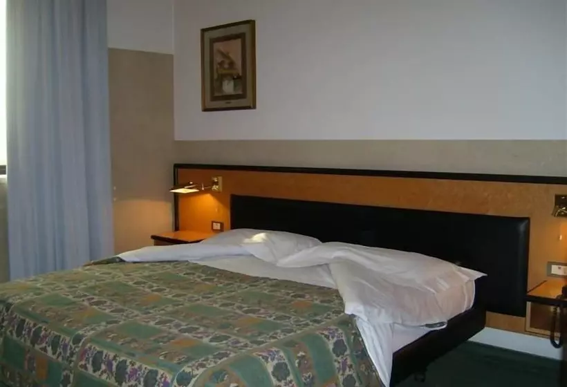 Standard Yhden Hengen Huone, Art & Hotel Treviolo