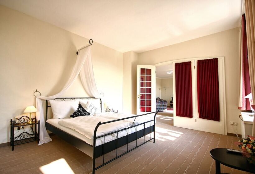 스위트, Haus Duden