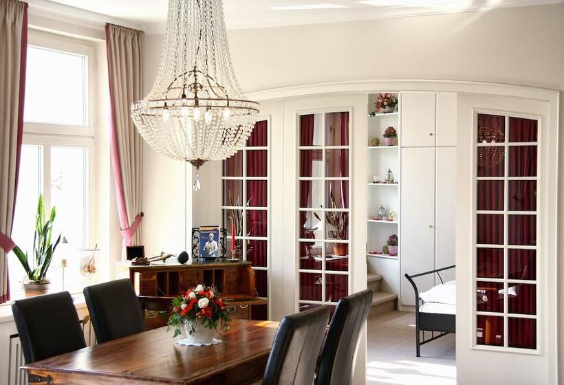 스위트, Haus Duden