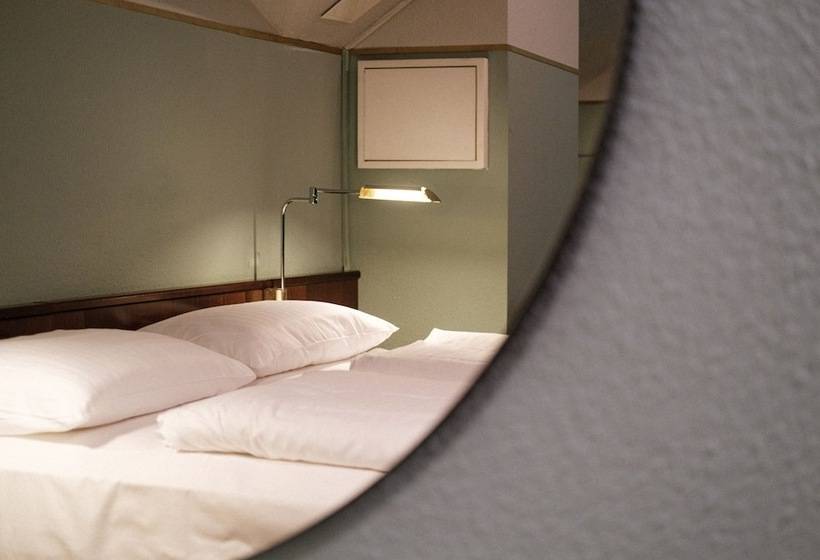 컴포트 룸, Haus Duden