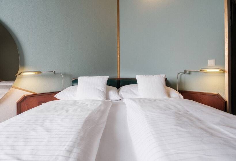 컴포트 룸, Haus Duden