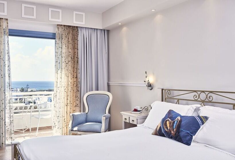 Номер Стандарт Вид на Море, Lagos Mare