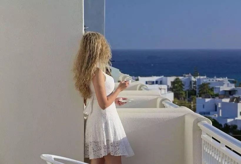 サイドオーシャンビュースタンダードルーム, Lagos Mare