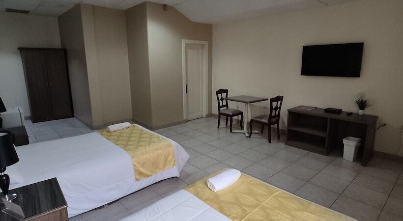 غرفة قياسية, Las Peñas