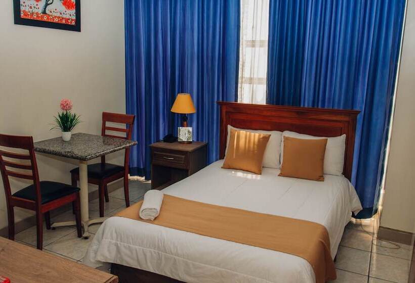 غرفة قياسية فردية, Las Peñas