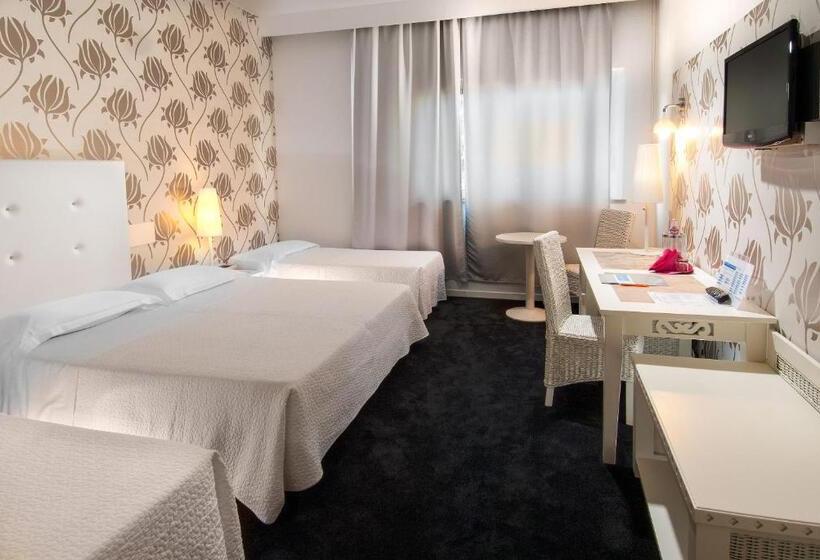 스탠다드 트리플 룸, Mediterraneo