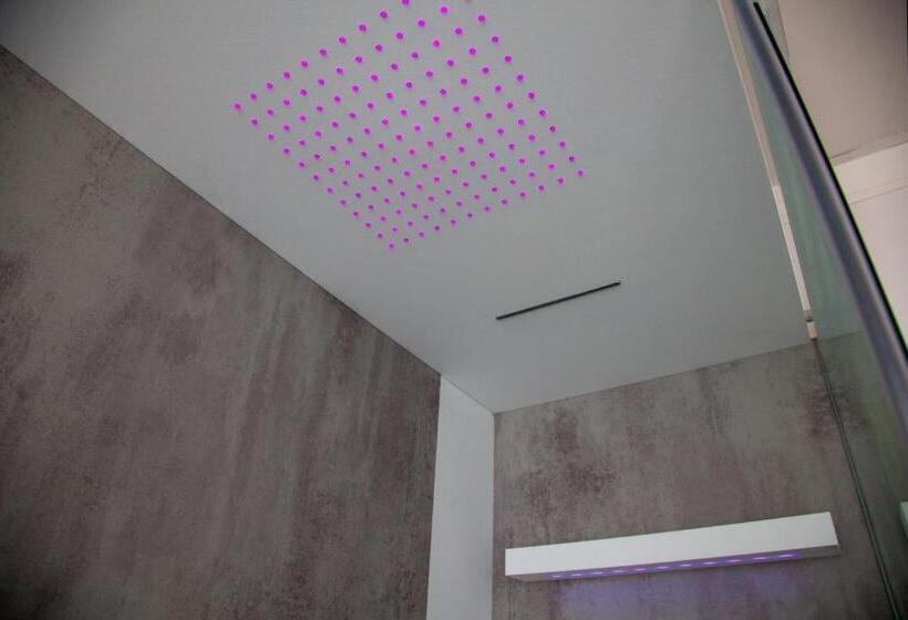 스위트, Mediterraneo