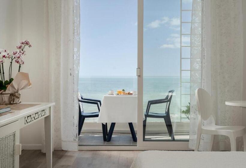 스탠다드 룸 바다 전망, Mediterraneo