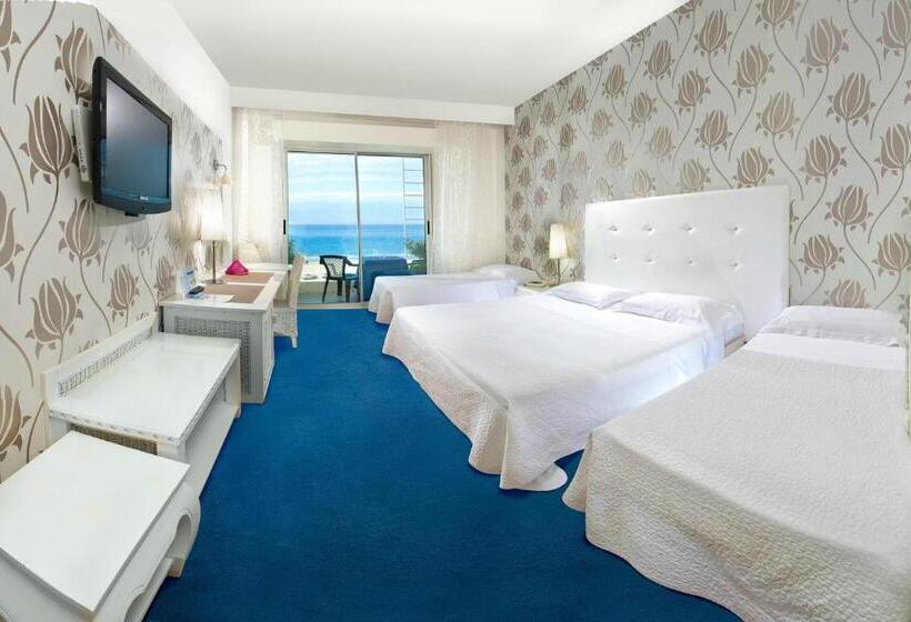 스탠다드 4인용 룸 바다전망, Mediterraneo