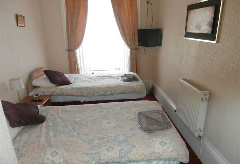 חדר סטנדרט חדר אמבטיה משותף, Monorene Guest House