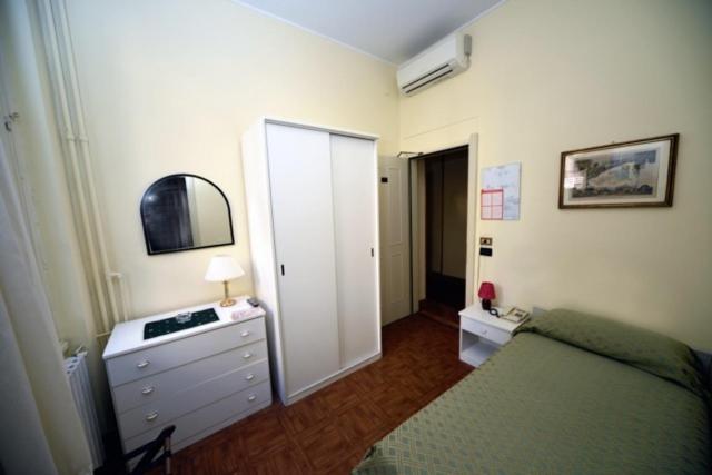 스탠다드 싱글 룸, Petit Royal