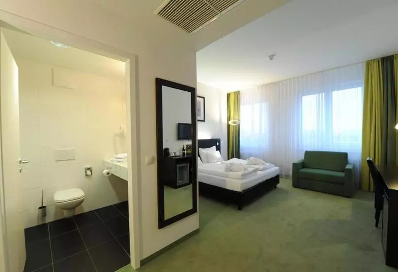 اتاق خانوادگی, Rainers Hotel Vienna