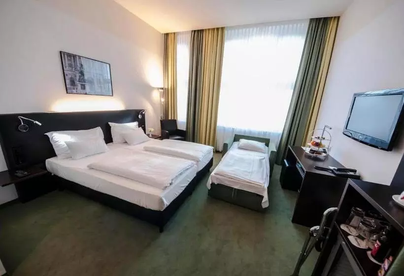 اتاق خانوادگی, Rainers Hotel Vienna