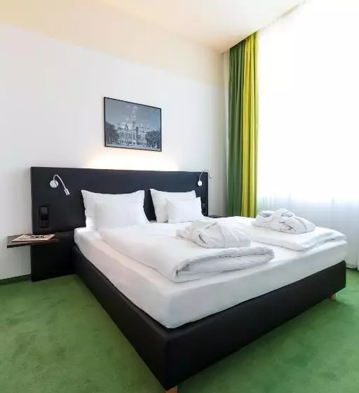 سوییت خانوادگی, Rainers Hotel Vienna