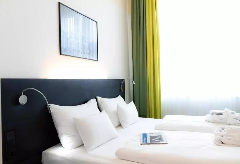 سوییت خانوادگی, Rainers Hotel Vienna