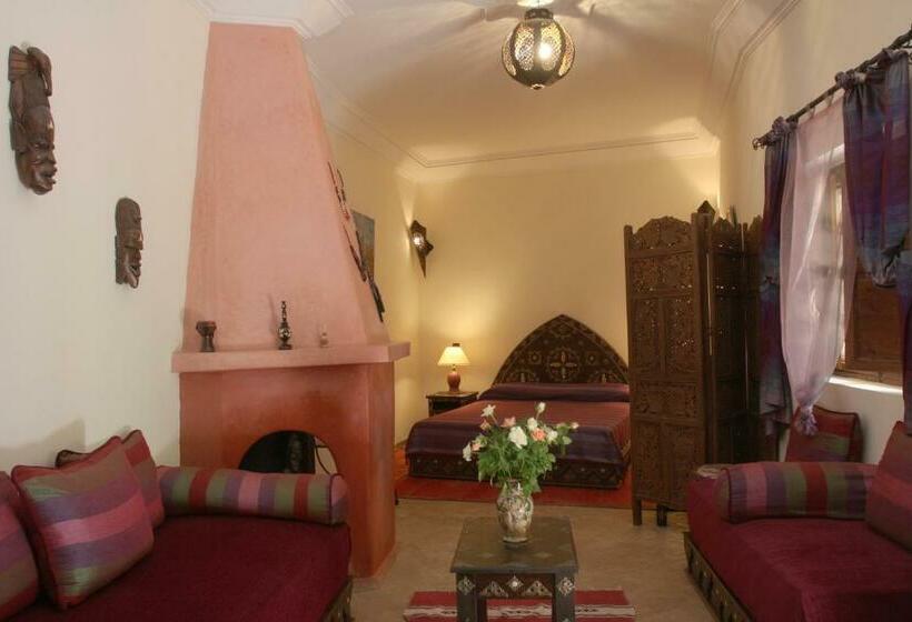 سوییت, Riad Petit Karmela
