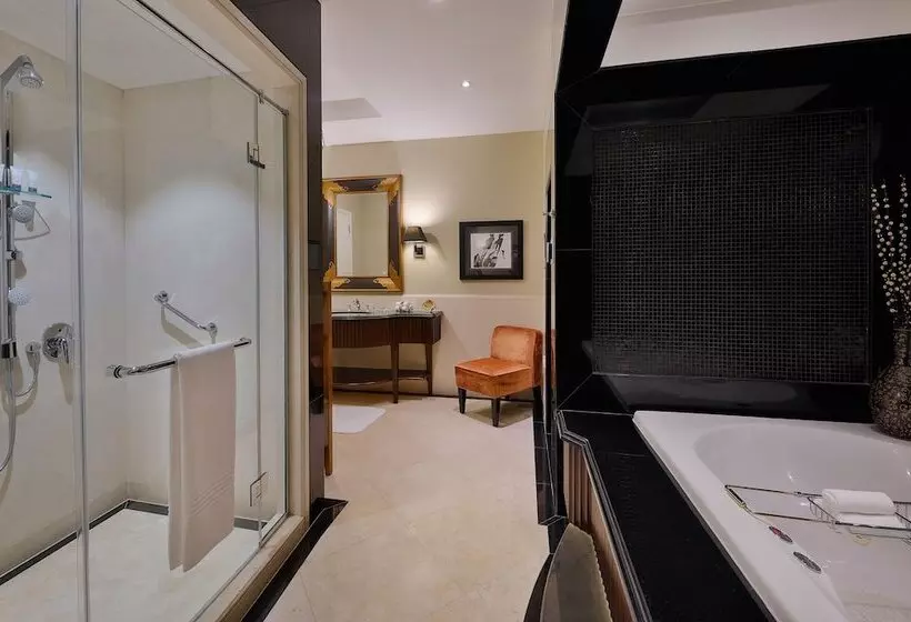 Deluxe Suite King Bed, The Westin Dubai Mina Seyahi Beach Resort And Waterpark